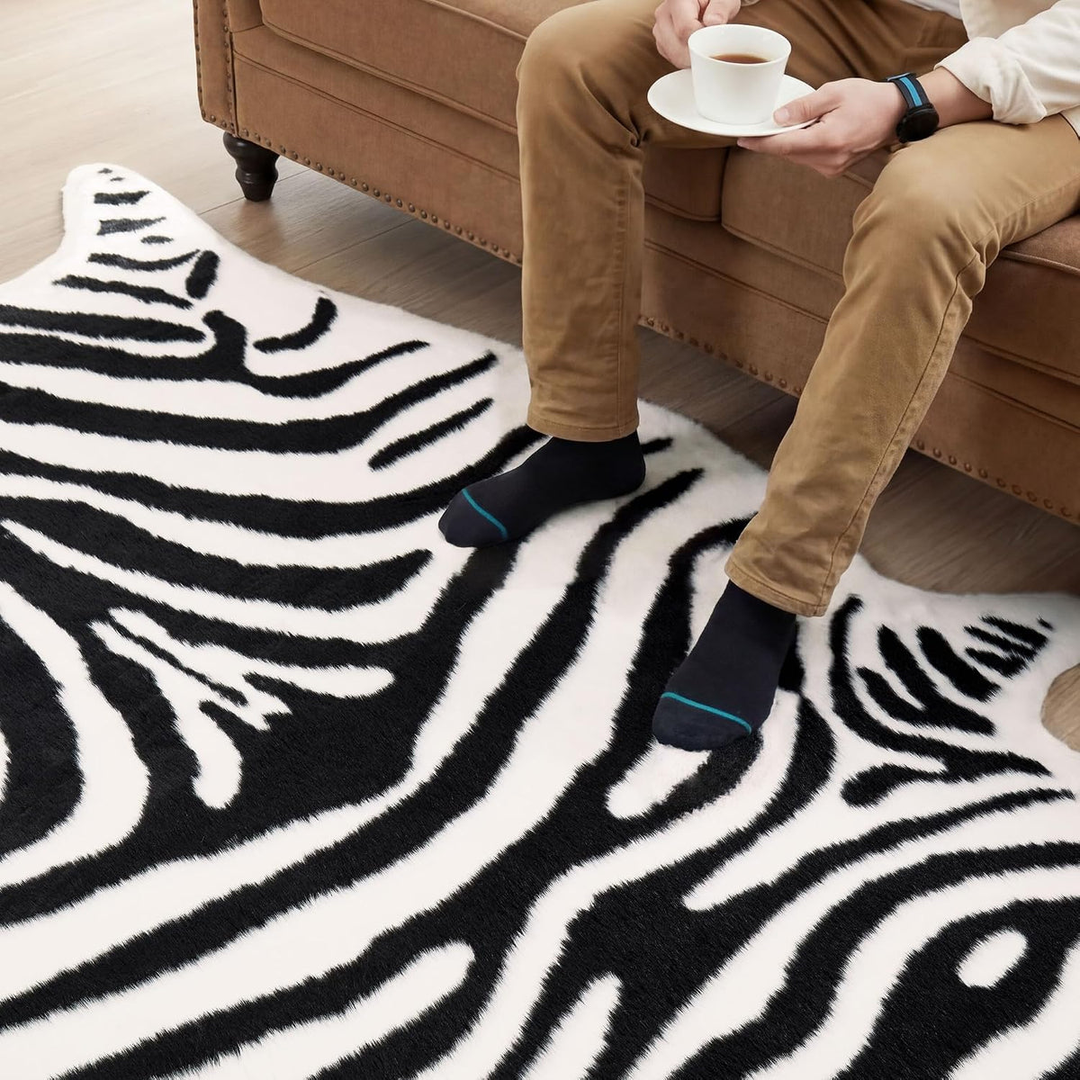 JONIYEAR Large Durable Faux Zebrahide Area Rug 4.9 x 6.56 Feet, Premium Zebra Print Rug for Living Room Bedroom, Durable Faux Fur Animal Zebra Hide Carpet for Western Farmhouse Decor, Black and White