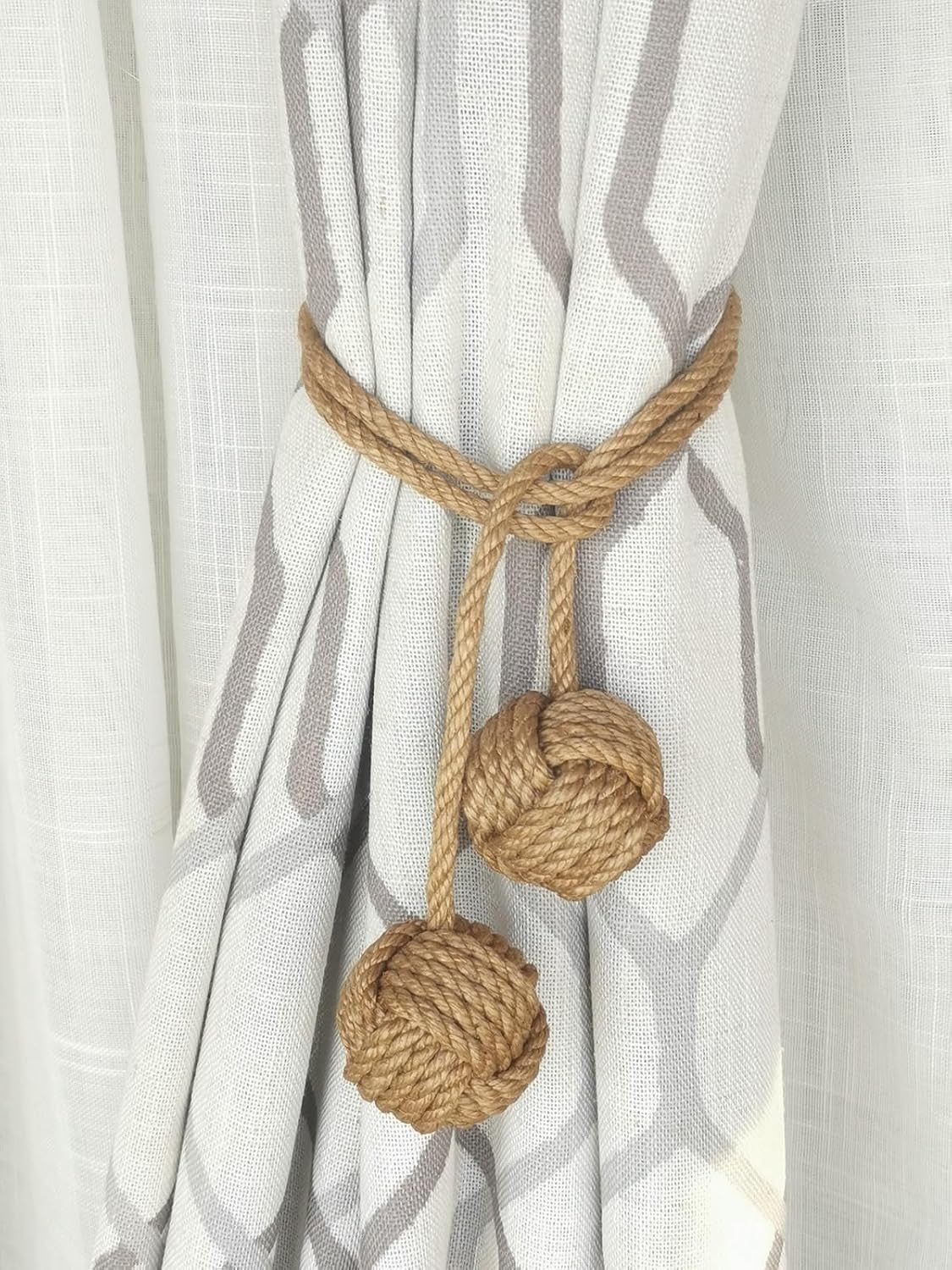 Natural Jute Rope Curtain Tiebacks, 4 Pack Handmade Adjustable Curtain Holdbacks for Thin to Thick Curtains，Decorative Curtain Tie Backs for Draperies, Boho Farmhouse Outdoor Style No Drill for Home