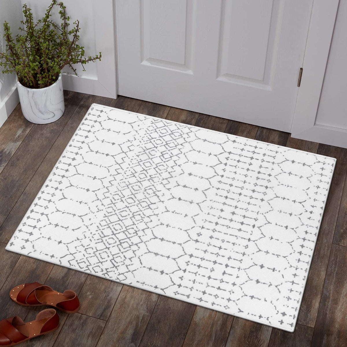 Lahome Moroccan Black Area Rug for Living Room 3x5 Non-Slip Washable Stain Resistant Large Kitchen Rugs Throw Low-Profile Soft Bedroom Carpet Geometric Print Rug for Entryway Dining Room Hana