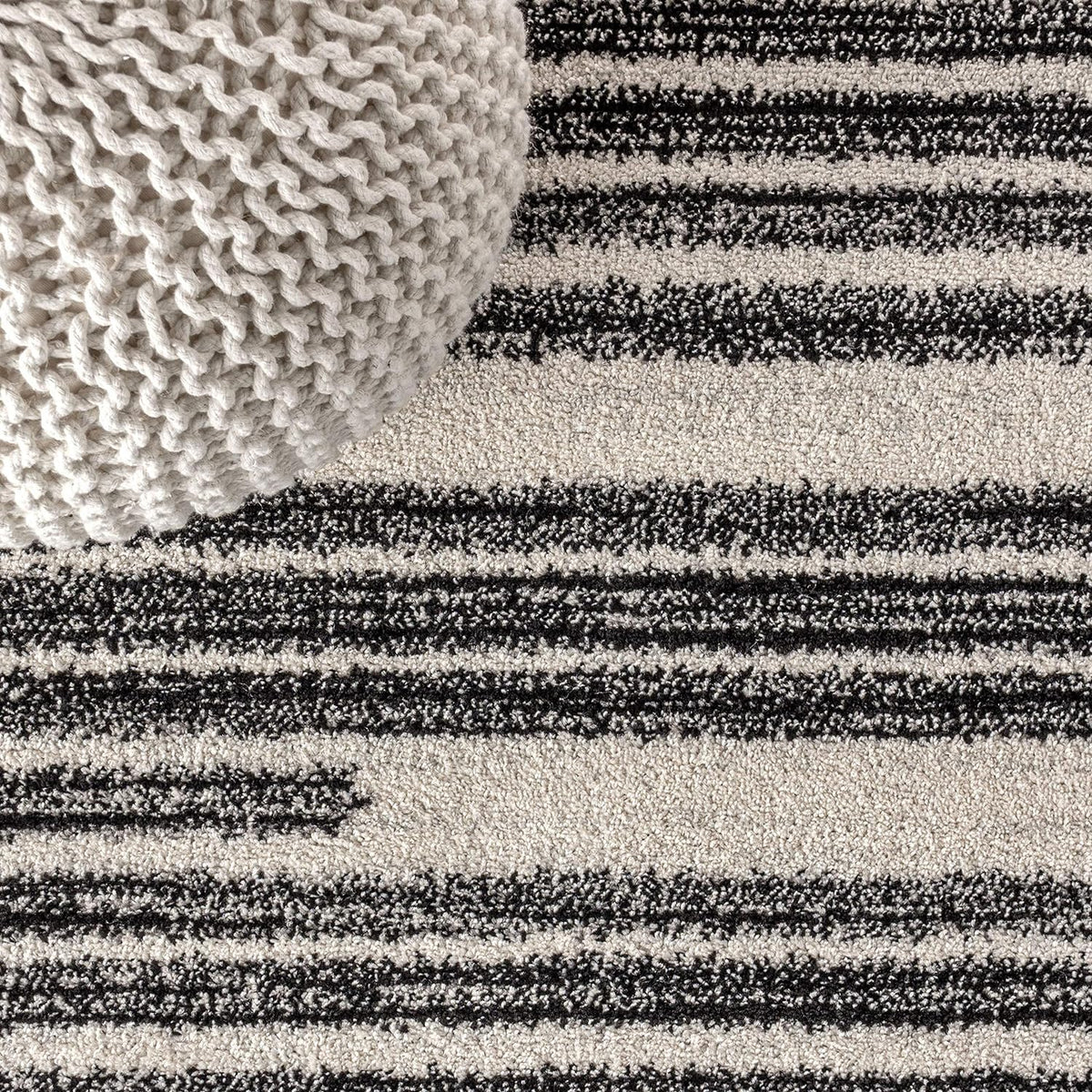 JONATHAN Y Khalil Modern Berber Stripe Cream/Black Indoor Area Rug, 8x10, Contemporary, Bohemian, Easy-Cleaning for Living Room, Bedroom, Kitchen, Pet Friendly, Non-Shedding (MOH207A-8)
