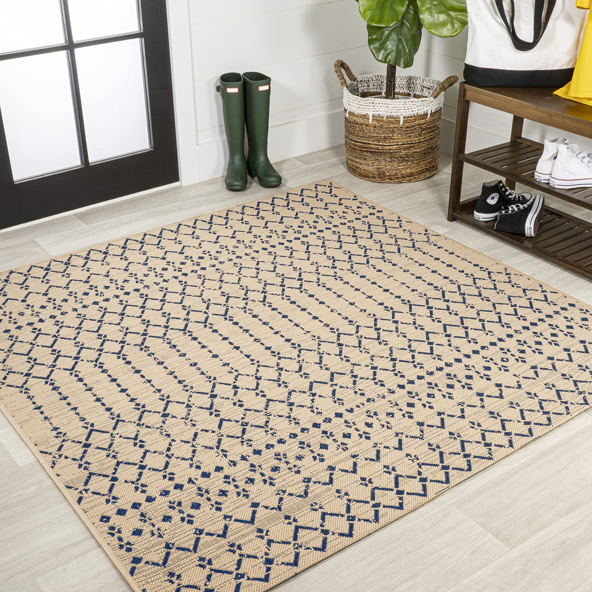 JONATHAN Y Moroccan Geometric Indoor Outdoor Area Rug 8X10 Natural/Black, Ourika Textured Weave for Backyard, Patio, Porch, Easy-Cleaning, High Traffic, Pet-Friendly, Non-Shedding (SMB108D-8)